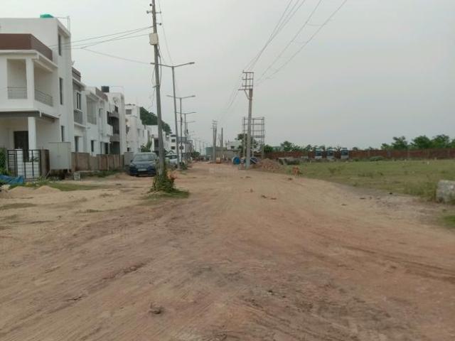 Land for sale in Hatisala, South 24 Parganas