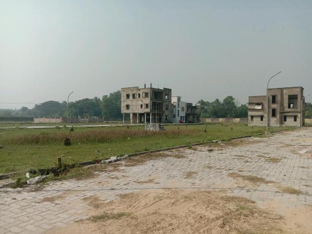 Land for sale in South 24 Parganas, Hatisala
