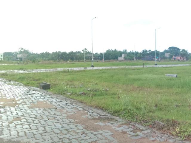 Land for sale in South 24 Parganas, Hatisala