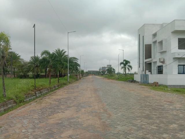 Land for sale in South 24 Parganas, Hatisala