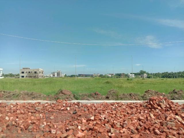 Land for sale in Hatisala, South 24 Parganas
