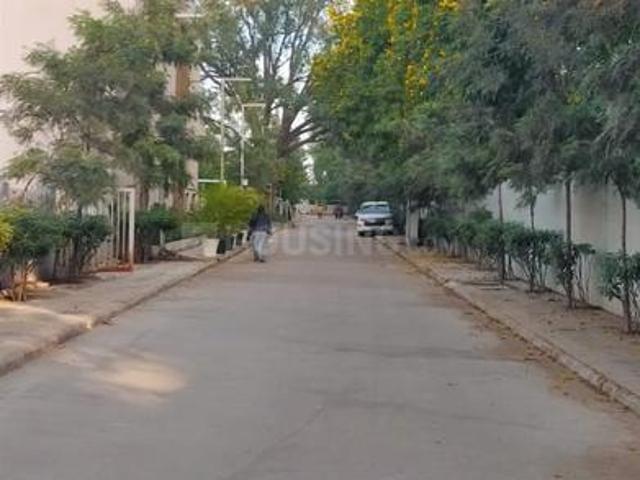 Land for sale in Madya