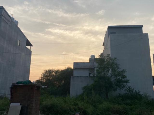 Land for sale in Madya