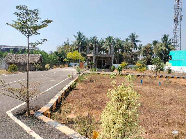 Land for sale in Oragadam, Kanchipuram