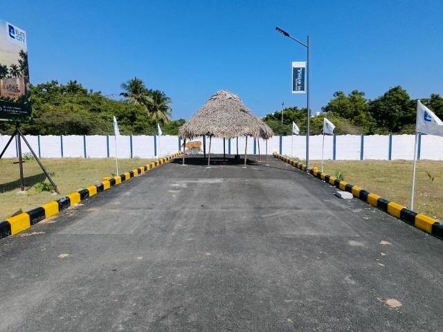Land for sale in Padur, Kelambakkam