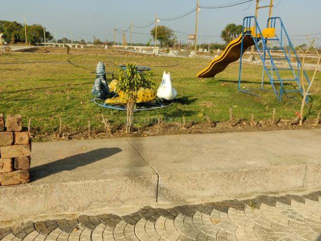 Land for sale in Madya