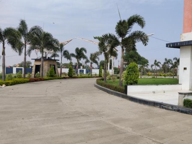 Land for sale in Madya