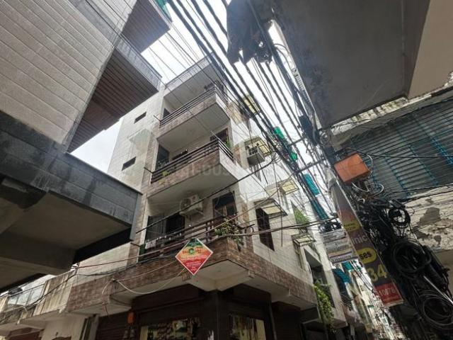 Land for sale in South West Delhi, Deri