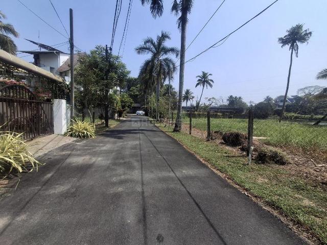 Land for sale in Cochin, Kerala