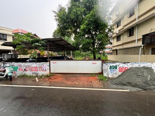 Land for sale in Cochin, Kerala