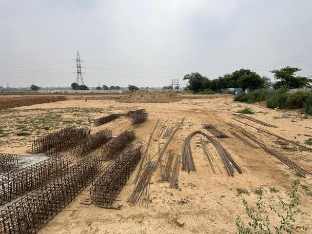 Land for sale in Hariana