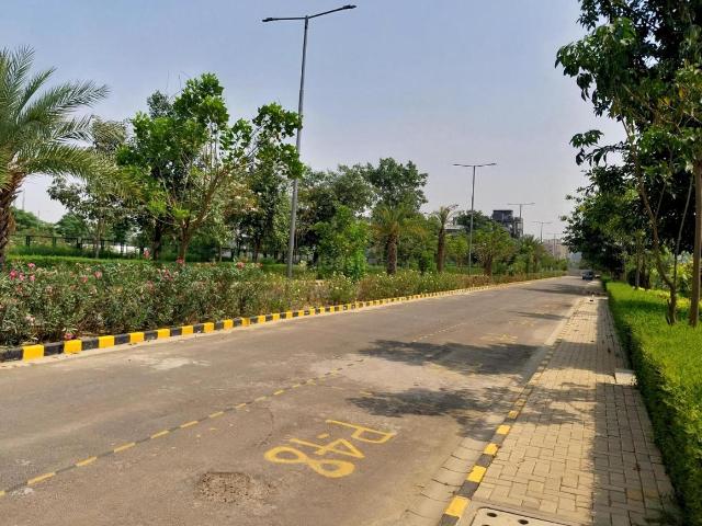 Land for sale in Hariana