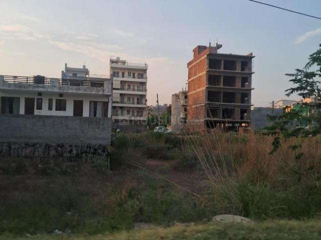 Land for sale in Hariana