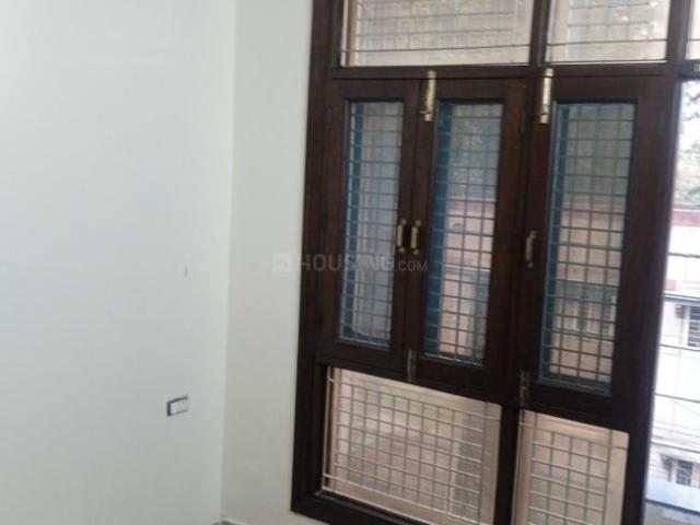 Land for sale in West Delhi, Deri