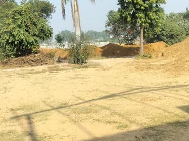 Land for sale in Hariana