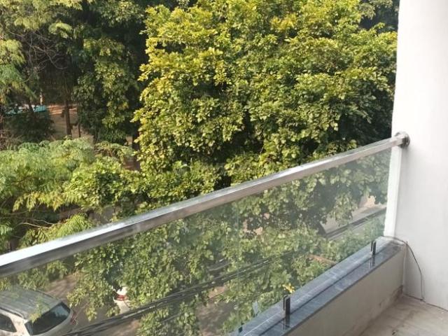 Land for sale in West Delhi, Deri