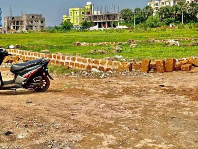 Land for sale in Khandagiri