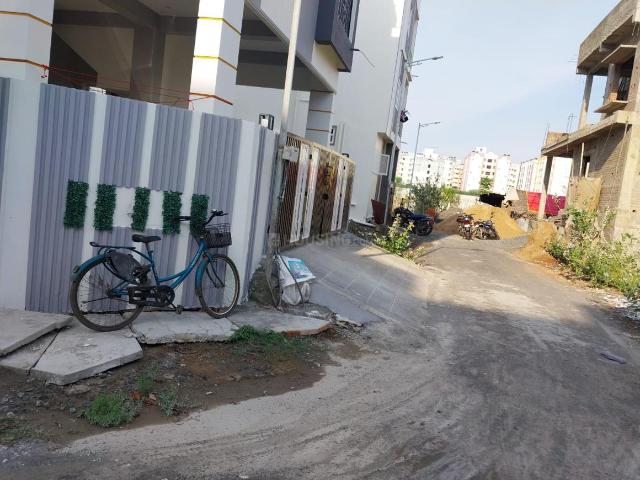 Land for sale in Perumbakkam, Tamil Nadu