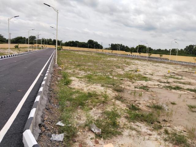 Land for sale in Padappai, Sirumathur