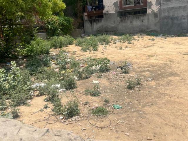 Land for sale in Deri