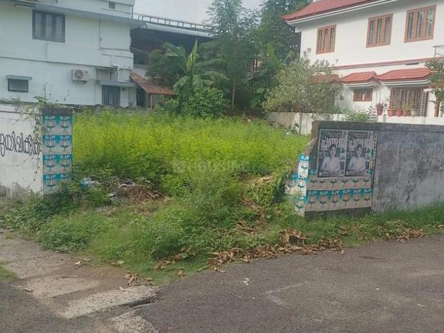 Land for sale in Thrissur, Kerala