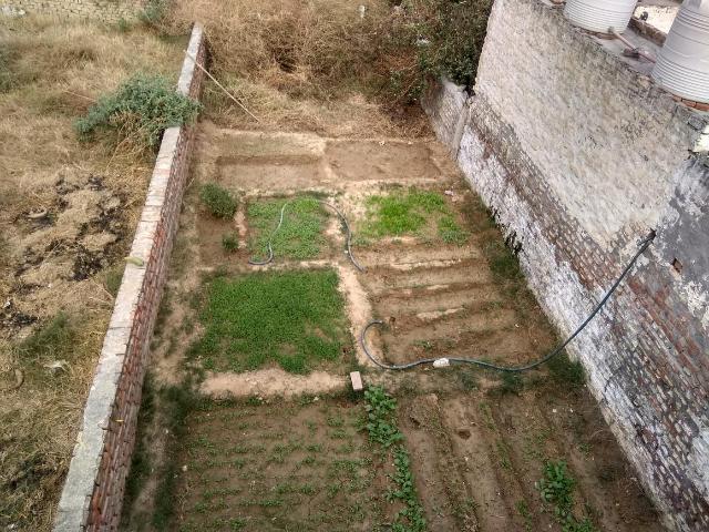 Land for sale in North Delhi, Deri