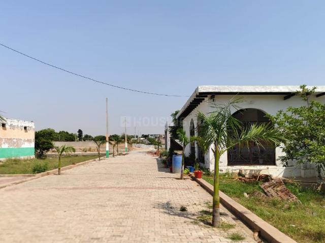 Land for sale in Rabupura, Gautam Buddha Nagar