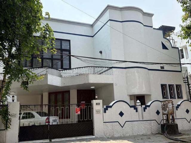 Land for sale in Adyar, Tamil Nadu