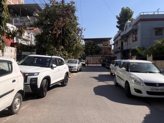 Land for sale in Kedarpur, Uttarakhand