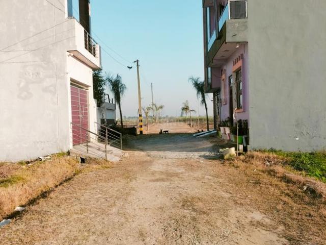 Land for sale in Rurki, Uttarakhand