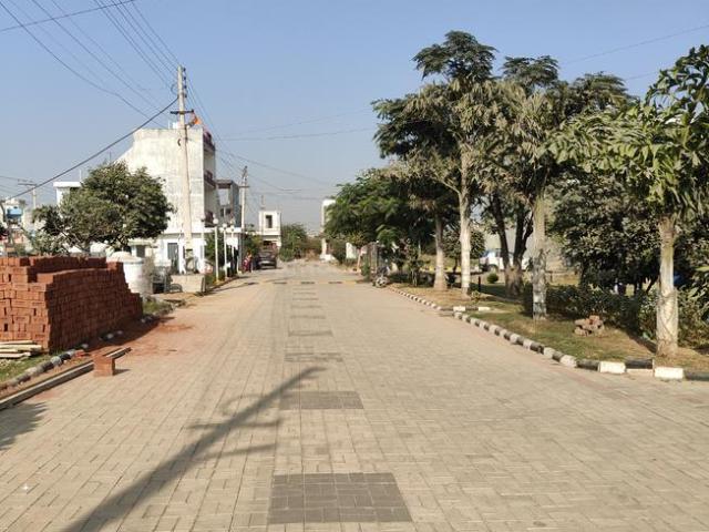 Land for sale in Punjab