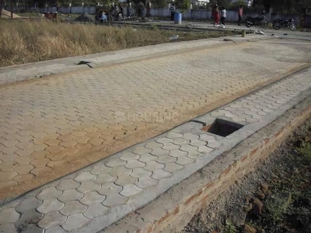 Land for sale in Madya