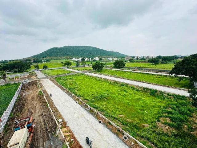Land for sale in Madya