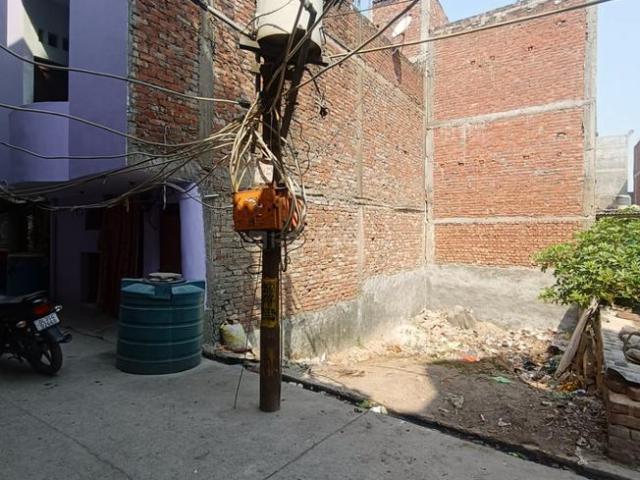 Land for sale in South Delhi, Deri