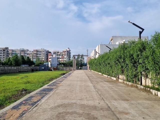 Land for sale in Madya