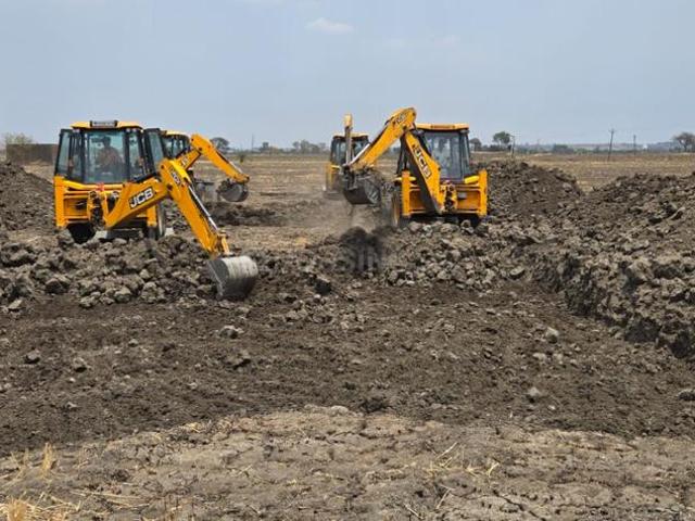 Land for sale in Madya