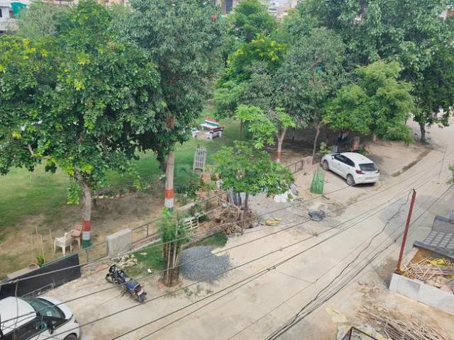 Land for sale in Hariana