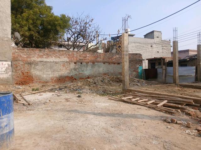 Land for sale in Hariana