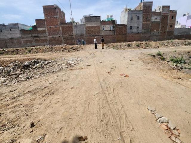 Land for sale in Hariana