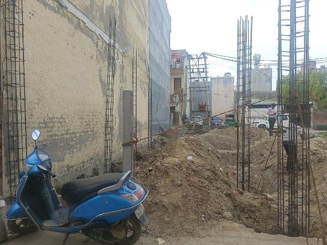 Land for sale in Hariana