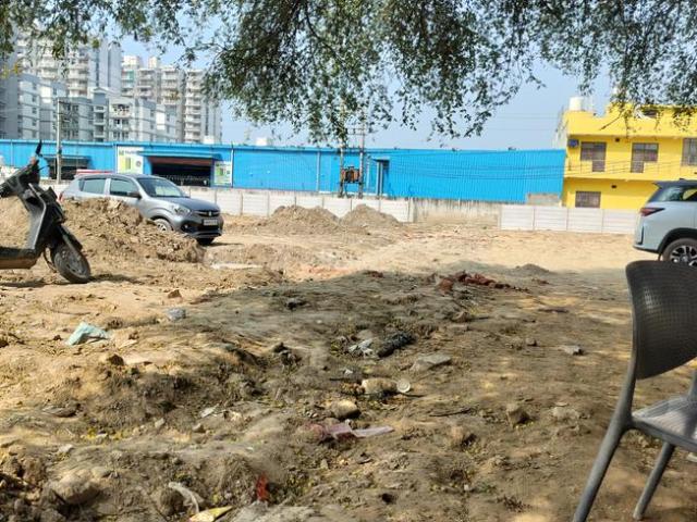 Land for sale in Hariana