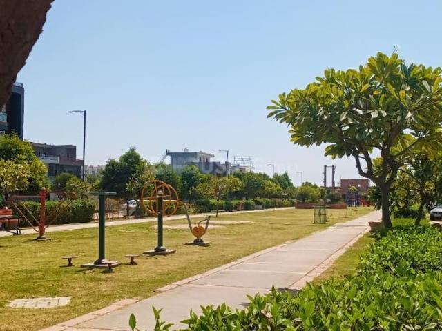 Land for sale in Sector 104, Sukhgarh