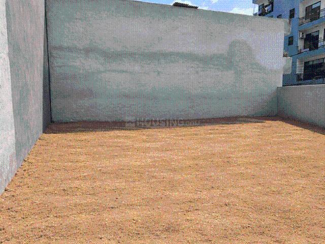 Land for sale in Hariana