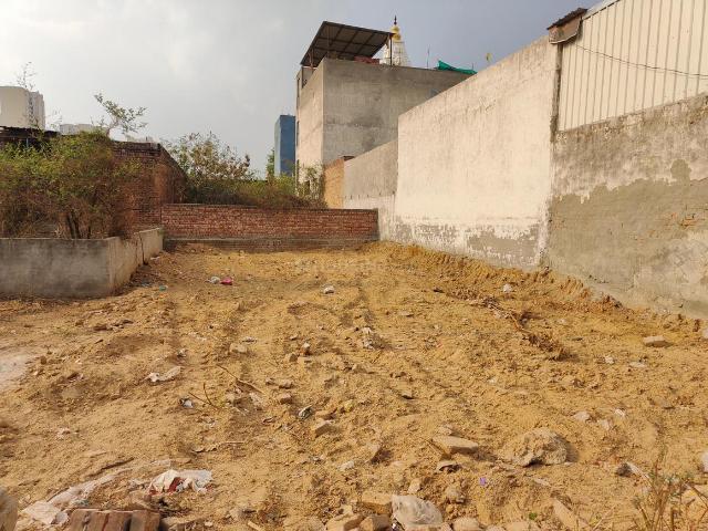 Land for sale in Hariana