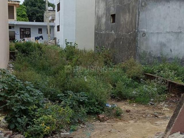 Land for sale in Hariana