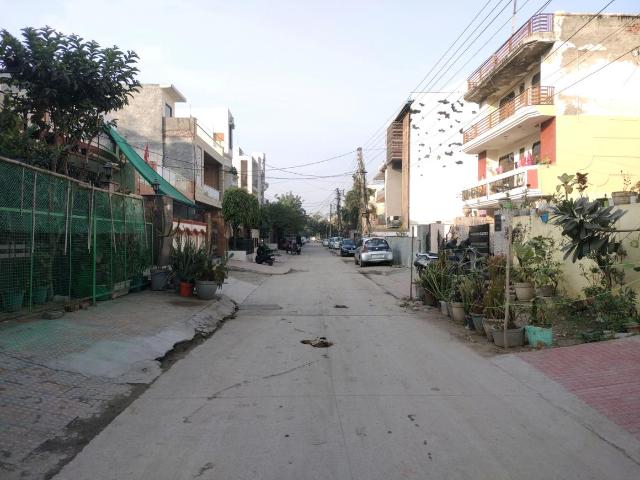 Land for sale in Hariana