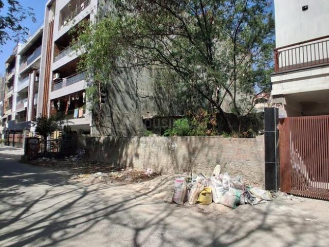 Land for sale in South West Delhi, Deri