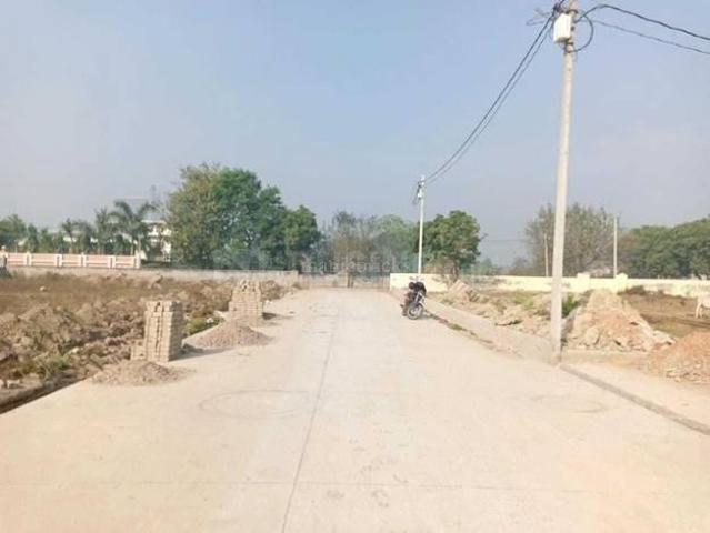 Land for sale in Greater Noida - Delhi, Arunachal Pradesh