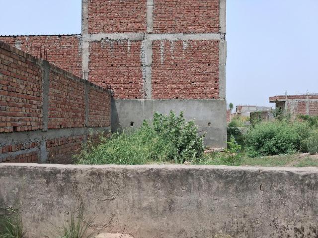 Land for sale in Greater Noida - Delhi, Arunachal Pradesh