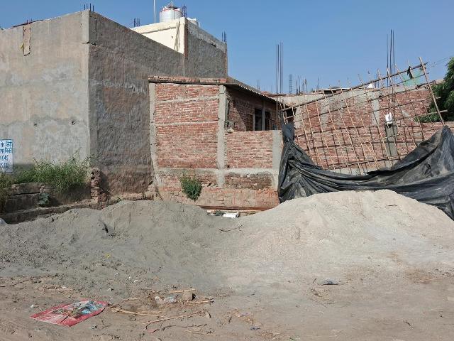 Land for sale in Greater Noida - Delhi, Arunachal Pradesh